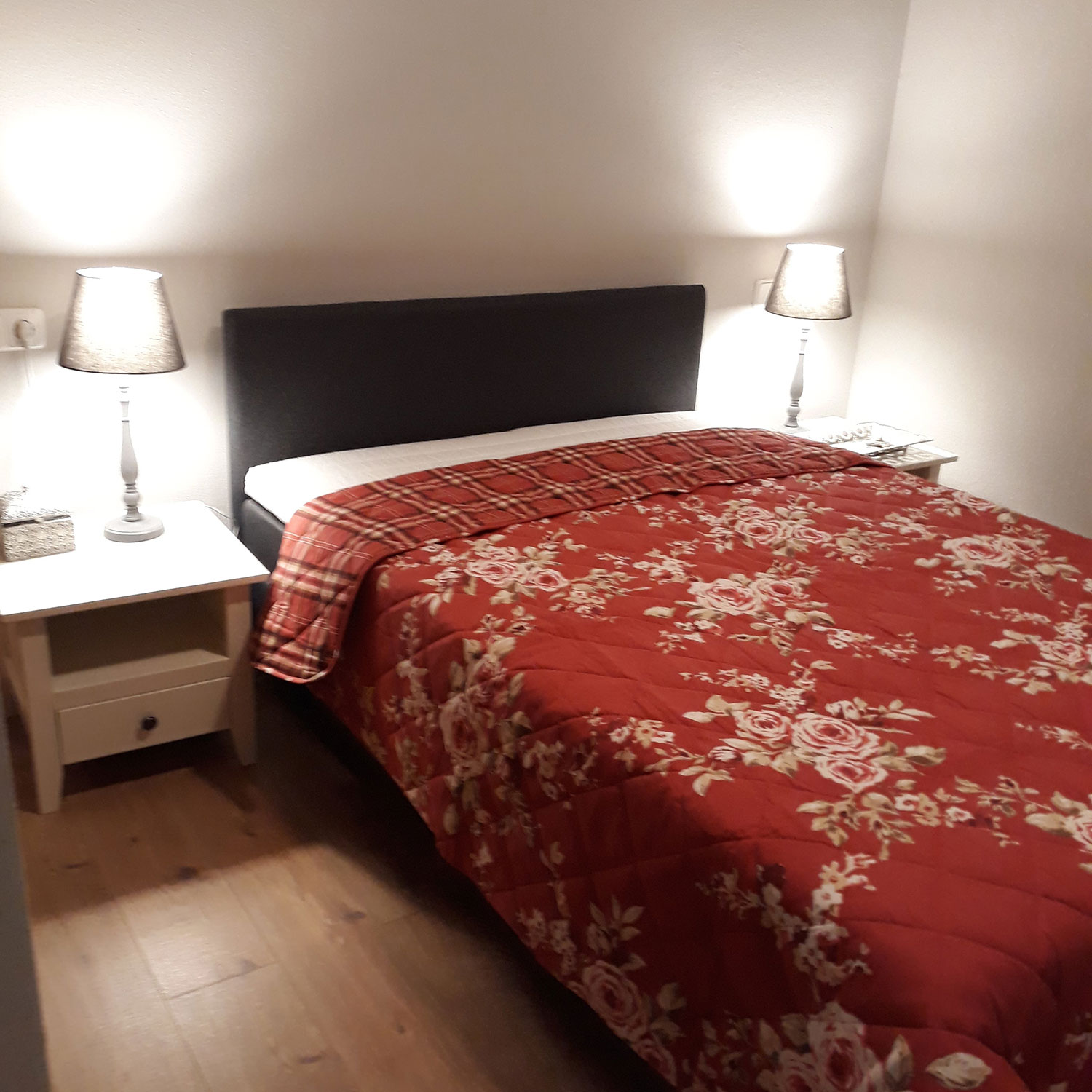Totally Refurbished 2 Bedroom Golf Apartment | Alenda Golf Property